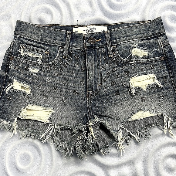 Abercrombie & Fitch Jeans short, like new used couple times - Picture 4 of 8